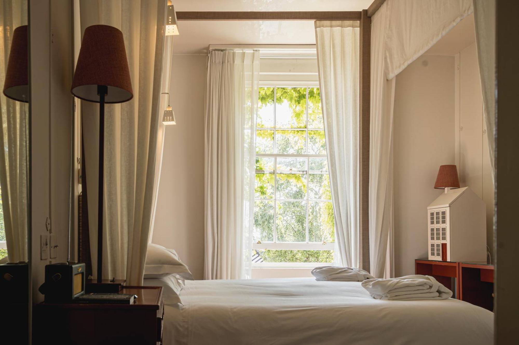 Hotel No 1 By Guesthouse, 4*
