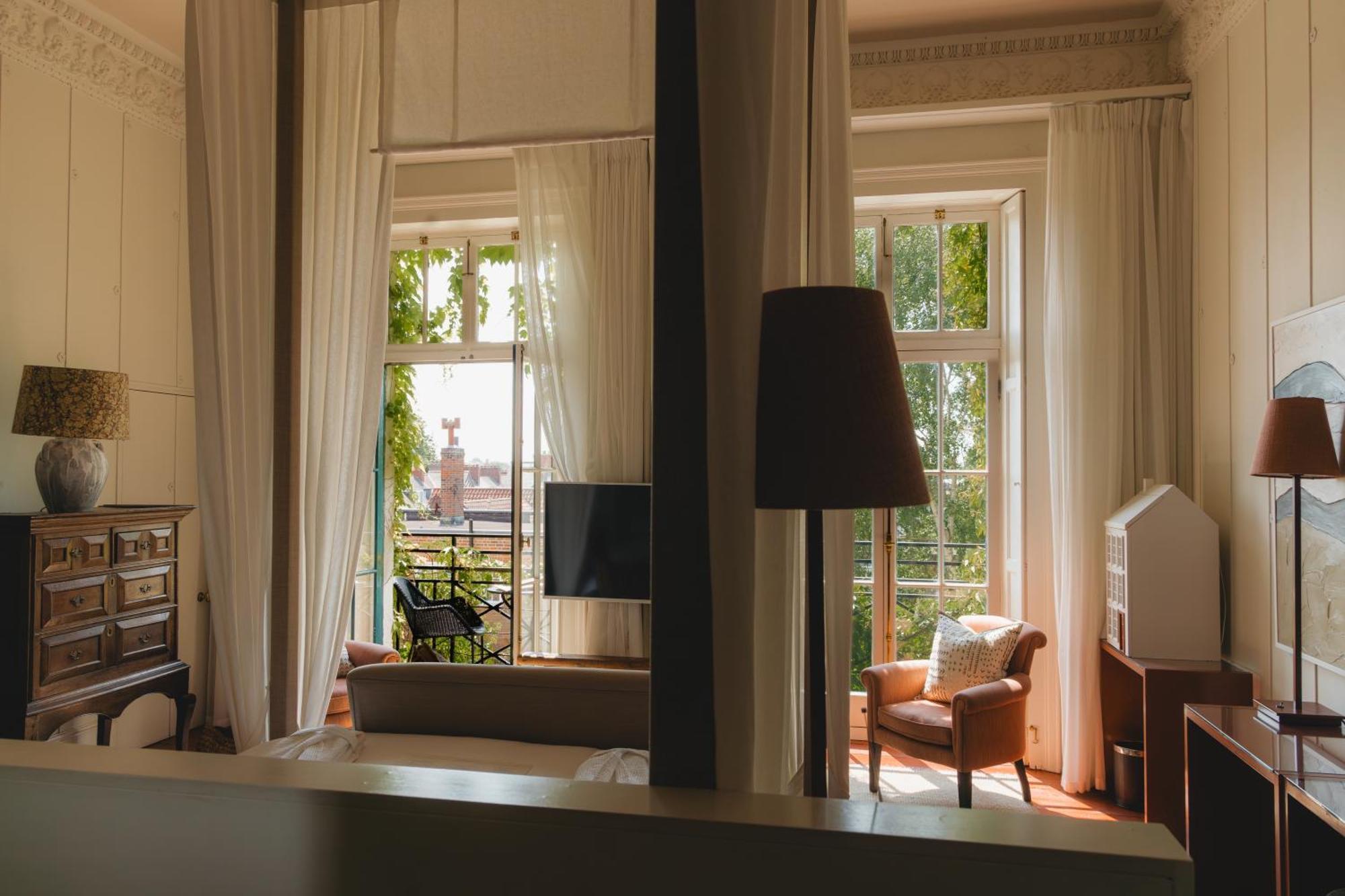 No 1 By Guesthouse, Hotel
